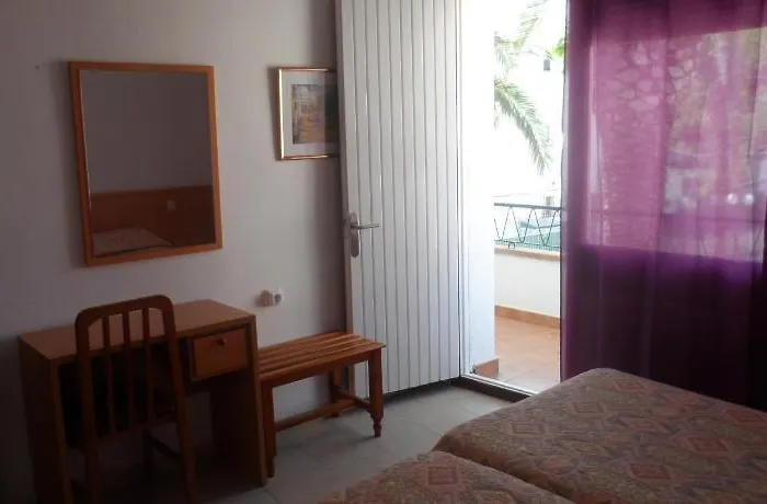 Canaima Hotel